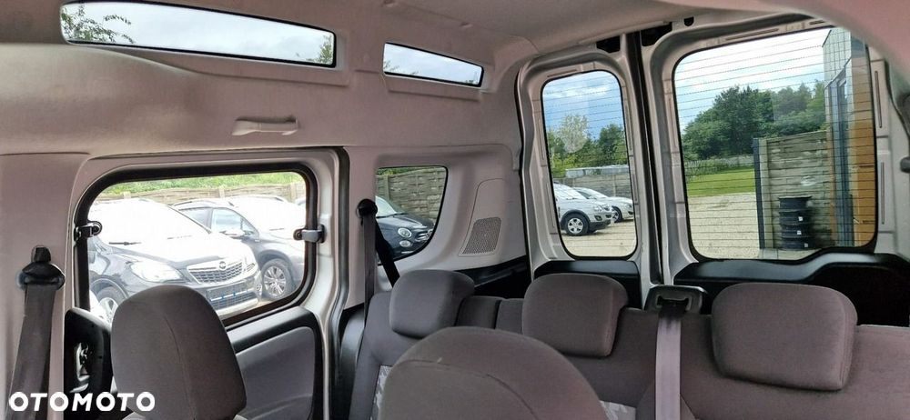 Opel Combo - 27