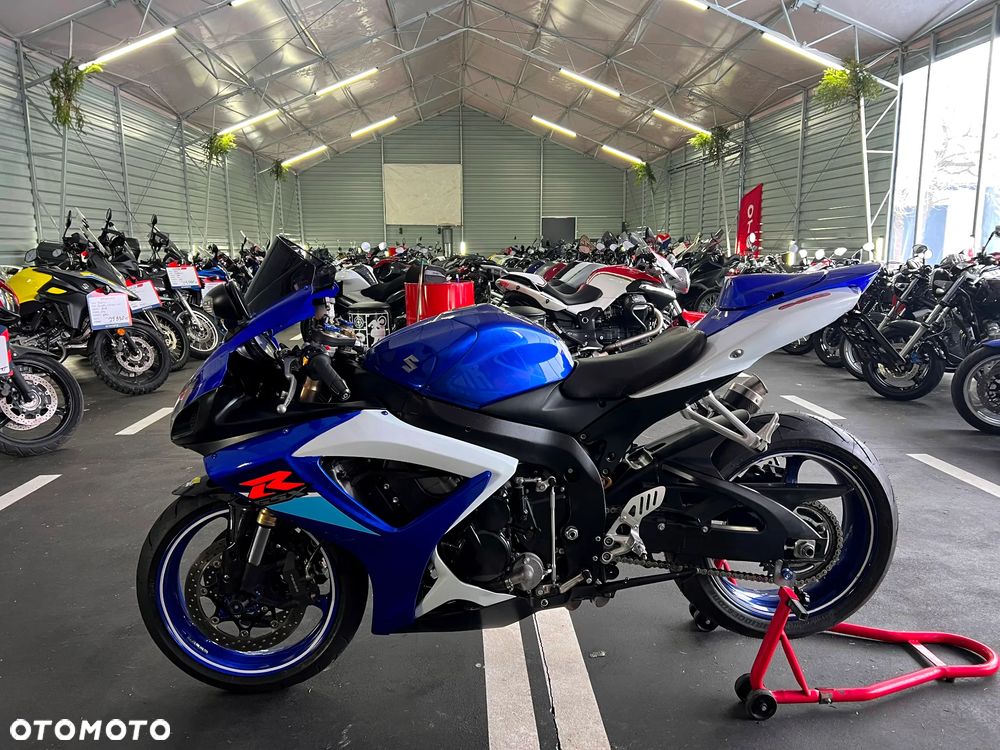 Suzuki GSX-R - 3