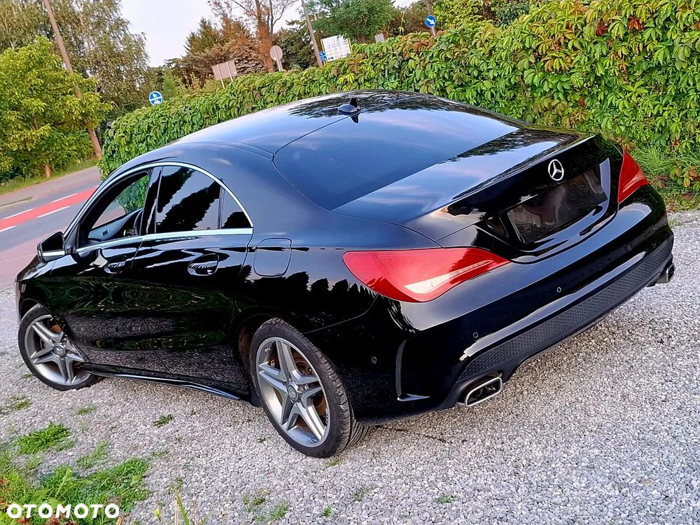 Mercedes-Benz CLA - 12
