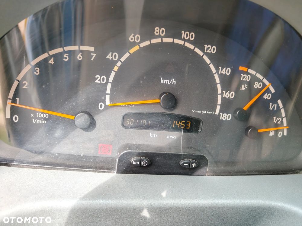 Mercedes-Benz SPRINTER 313 - 5