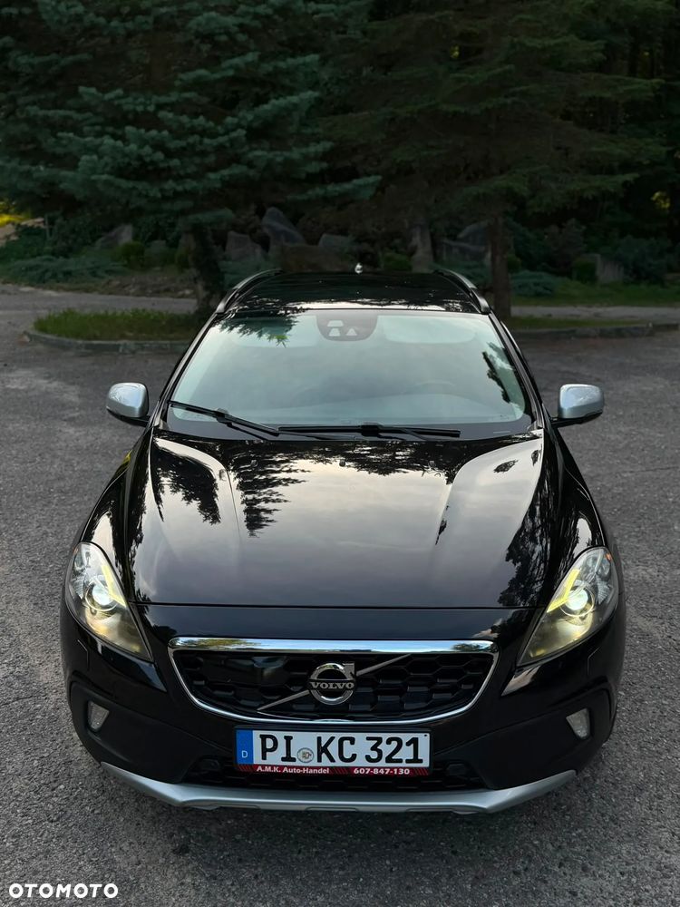 Volvo V40 Cross Country - 14