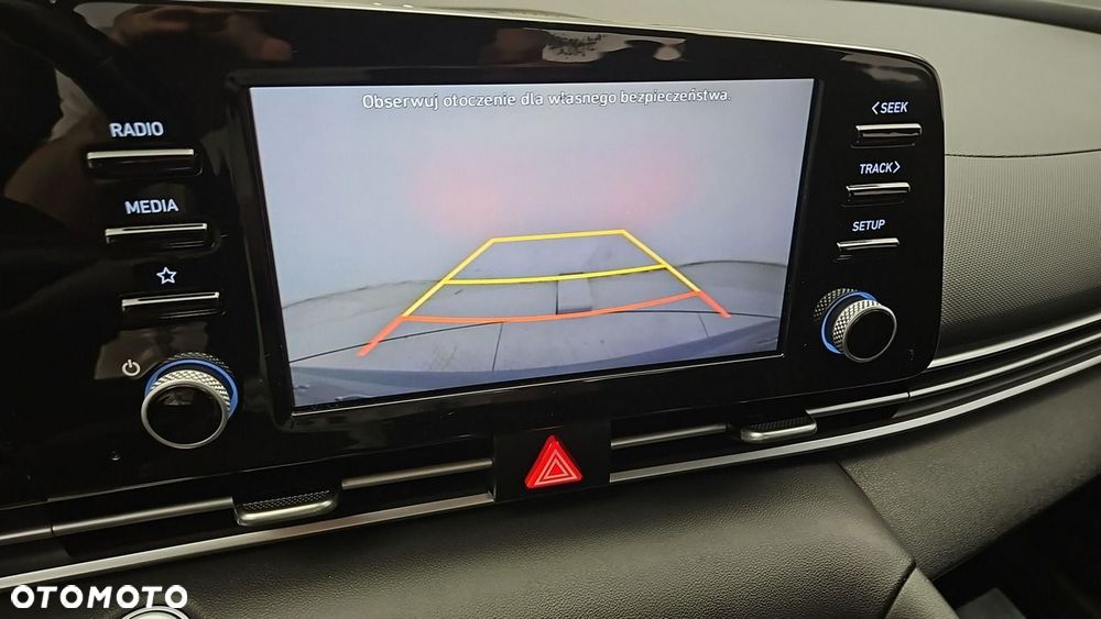 Hyundai Elantra 1.6 Smart - 20