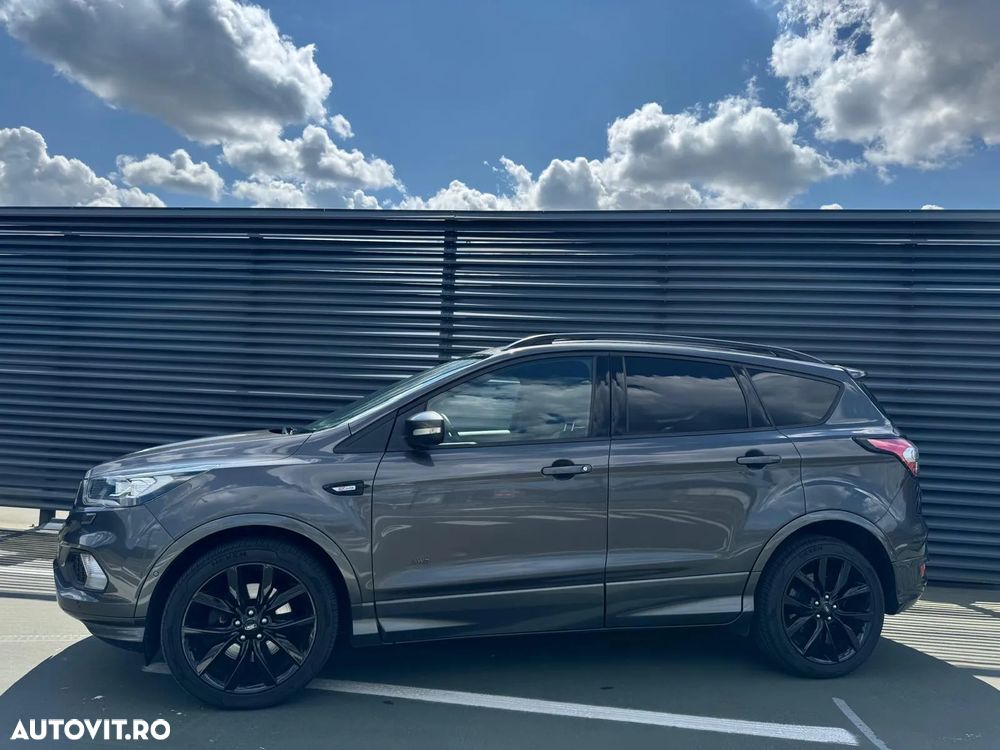 Ford Kuga 2.0 TDCi 4WD Powershift ST-Line - 4
