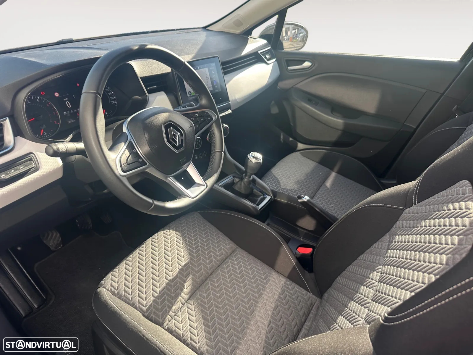 Renault Clio 1.0 TCe Evolution - 9