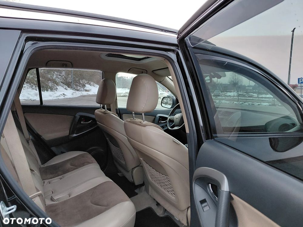 Toyota RAV4 2.2 D-4D 4x4 Sol - 20