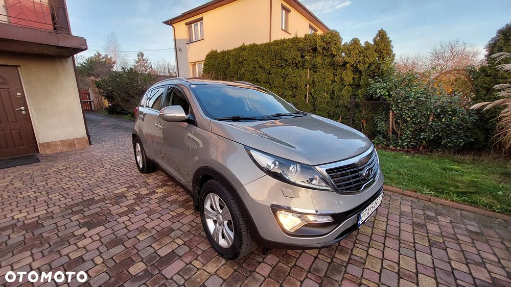 Kia Sportage 2.0 CRDI 4WD Dream-Team Edition - 3