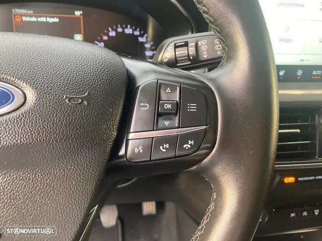 Ford Focus 1.0 EcoBoost Hybrid ACTIVE DESIGN - 16