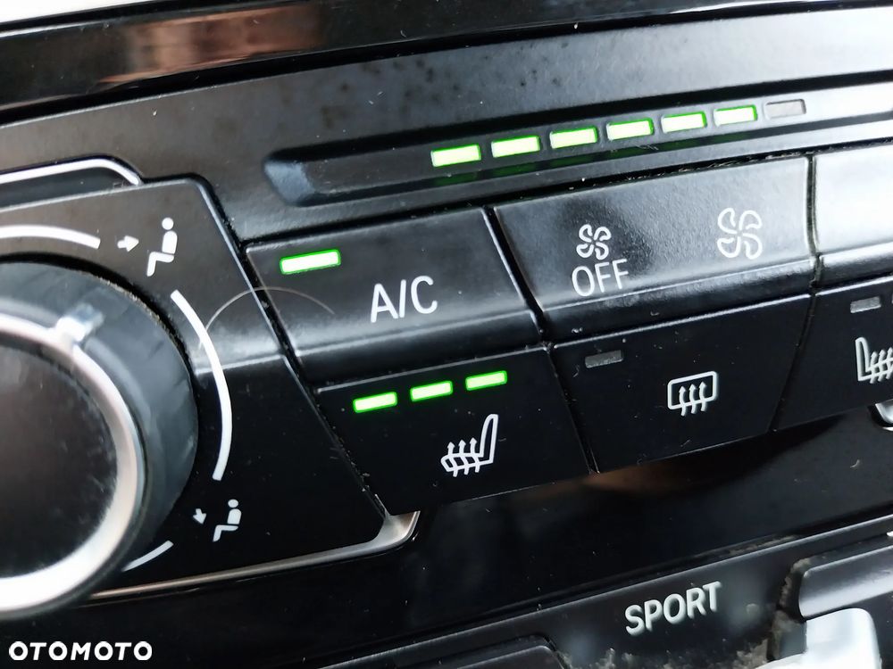 BMW Seria 2 216i - 15