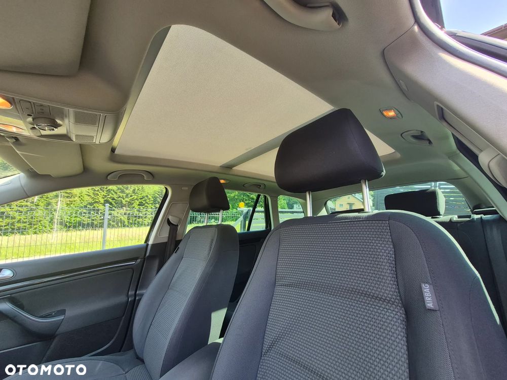 Volkswagen Golf 1.6 TDI DPF BlueMotion Technology Comfortline - 10
