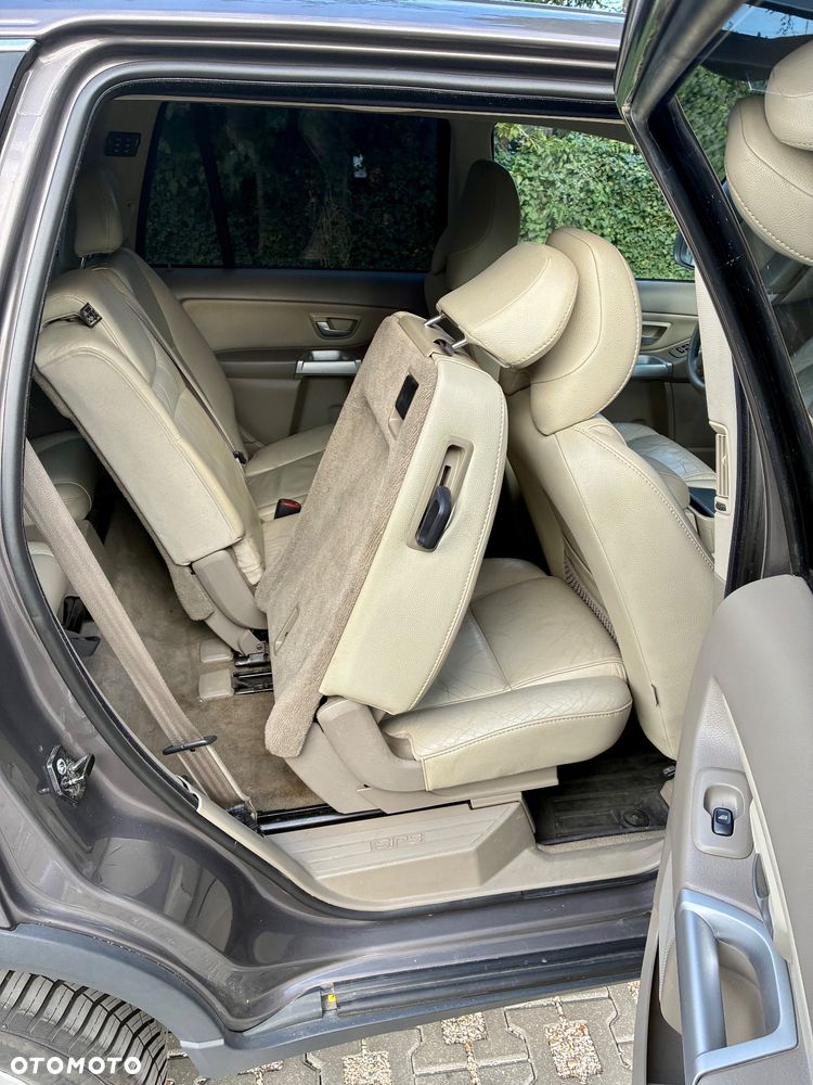 Volvo XC 90 4.4 V8 AWD Momentum - 25