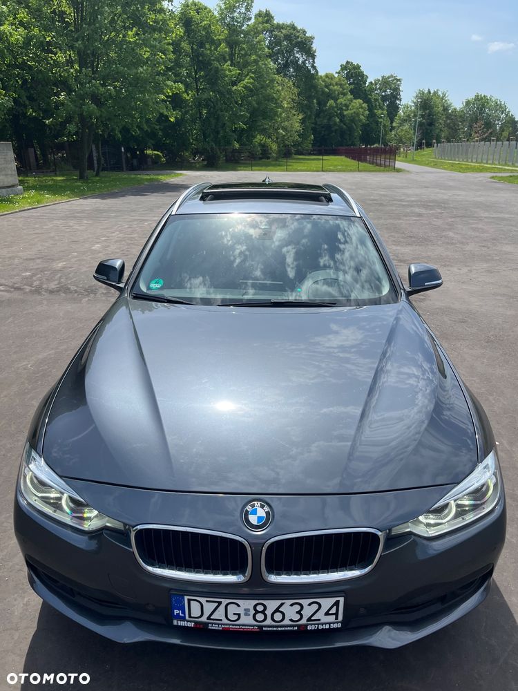 BMW Seria 3 320d xDrive - 1