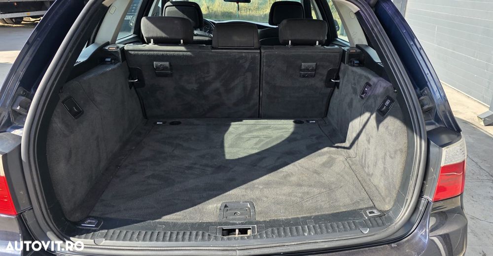 BMW Seria 5 520d Touring Aut. Edition Exclusive - 6