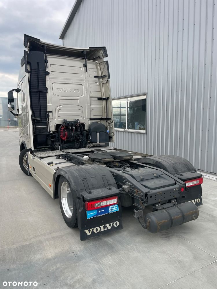 Volvo FH 460 GLOBETROTTER I-SAVE - 7