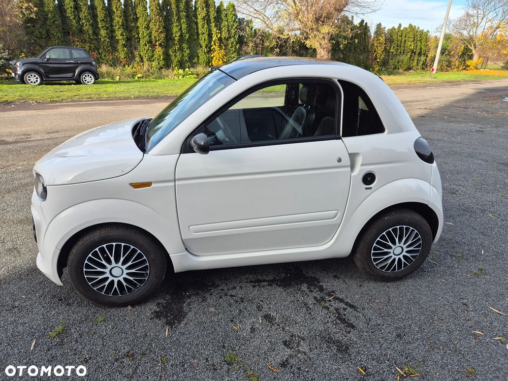 Microcar DUE - 1