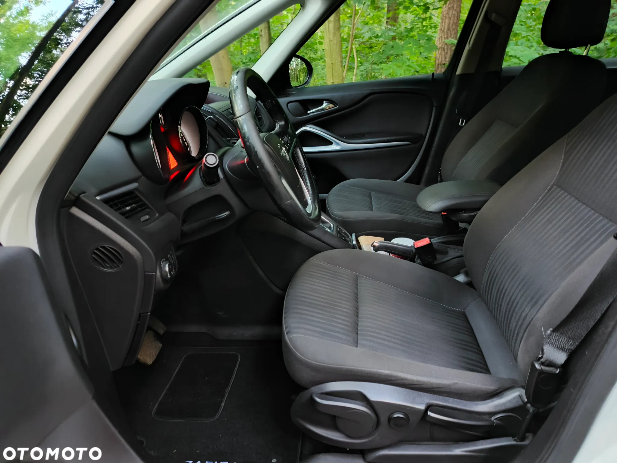 Opel Zafira 2.0 CDTI Enjoy - 27