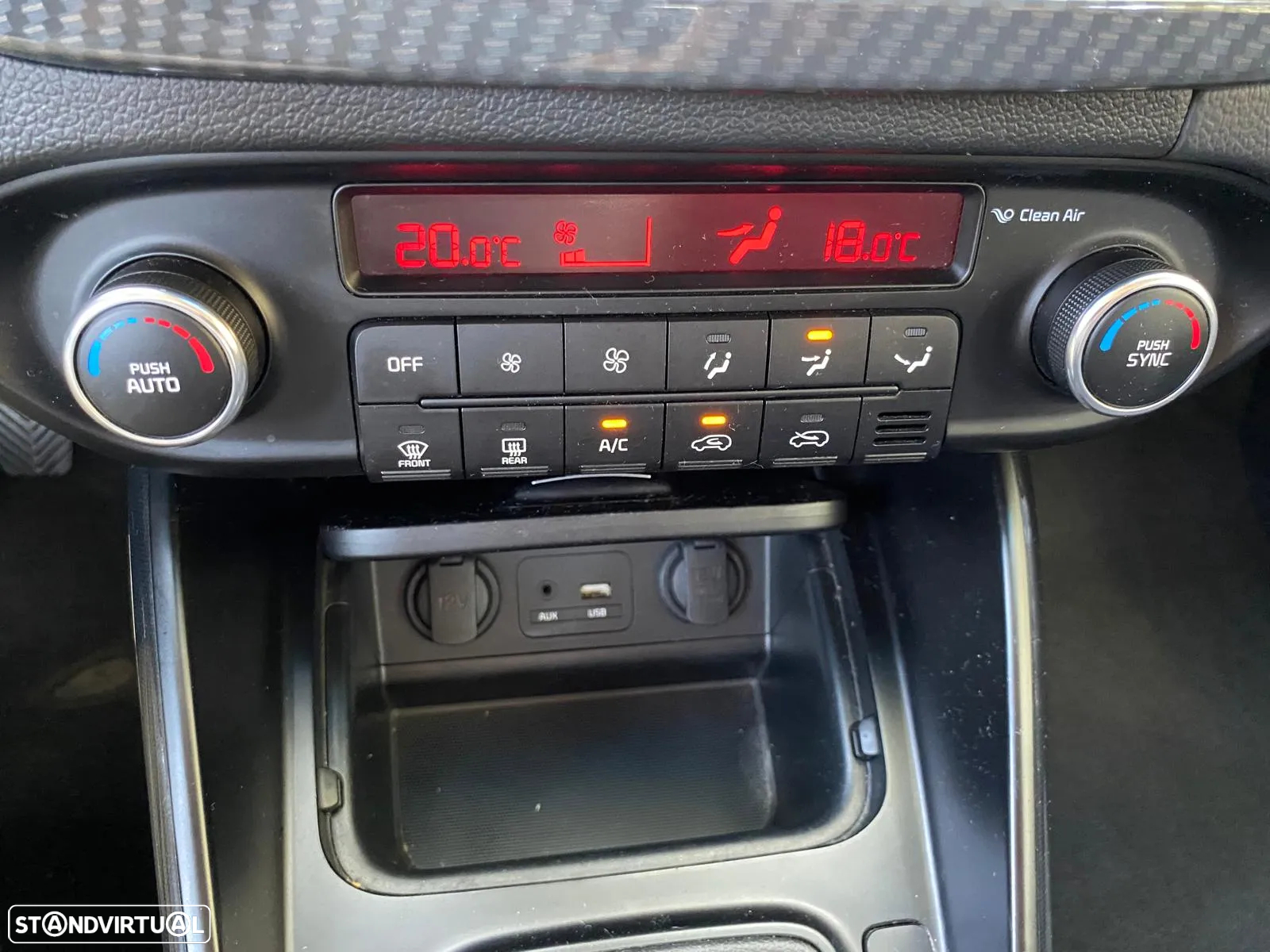 Kia Carens 1.7 CRDi ISG TX - 22