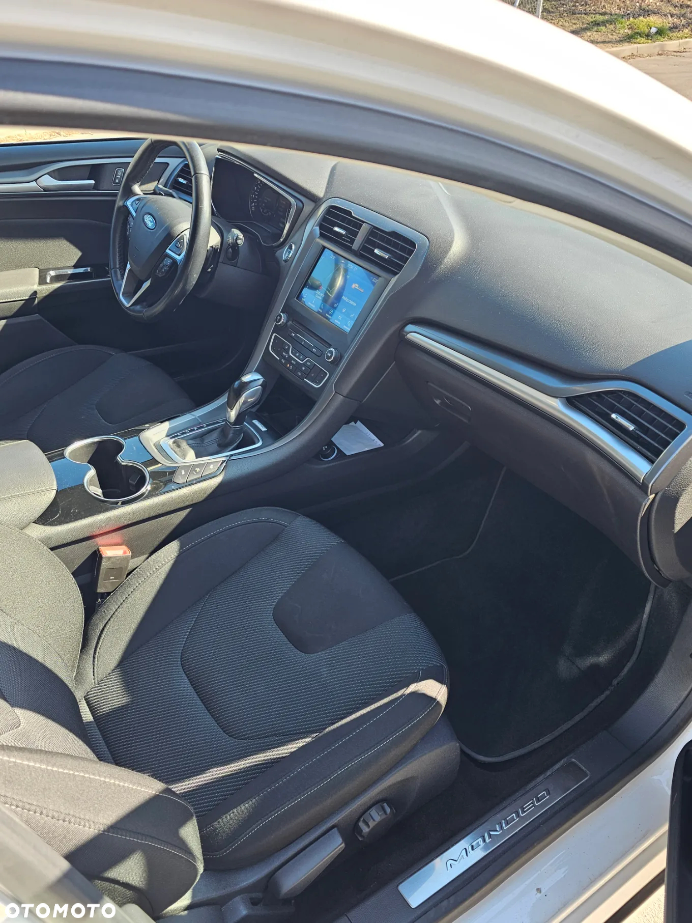 Ford Mondeo - 23