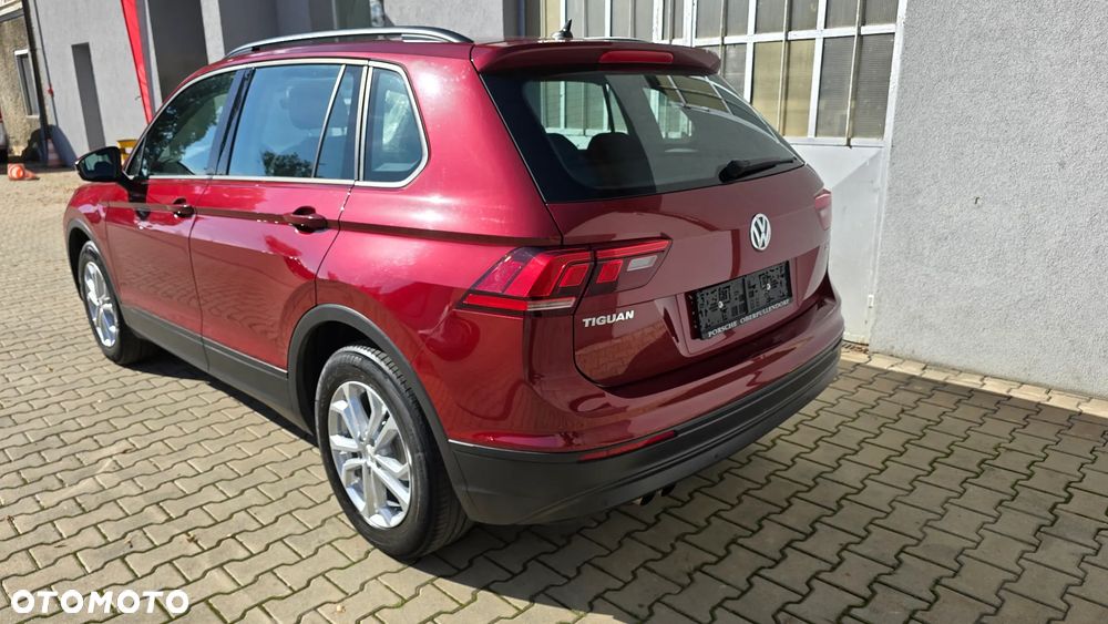 Volkswagen Tiguan - 4