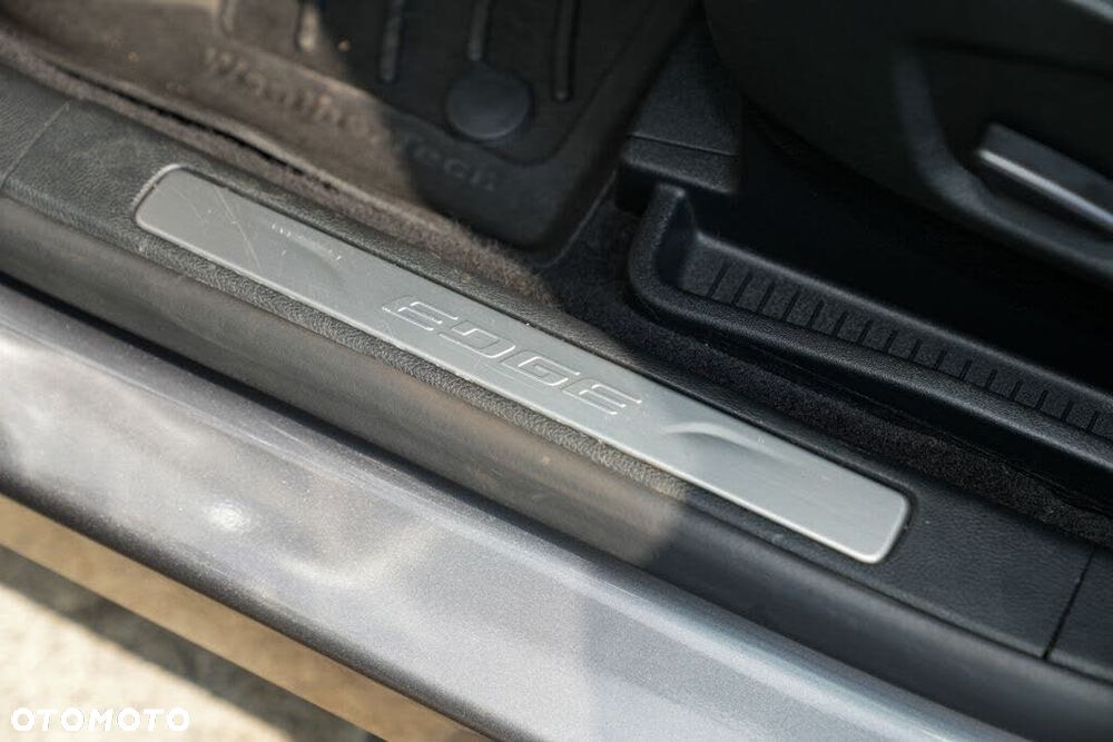 Ford Edge - 24
