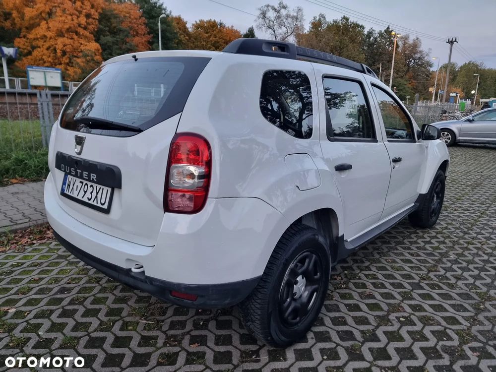 Dacia Duster 1.6 SCe Laureate S&S - 4