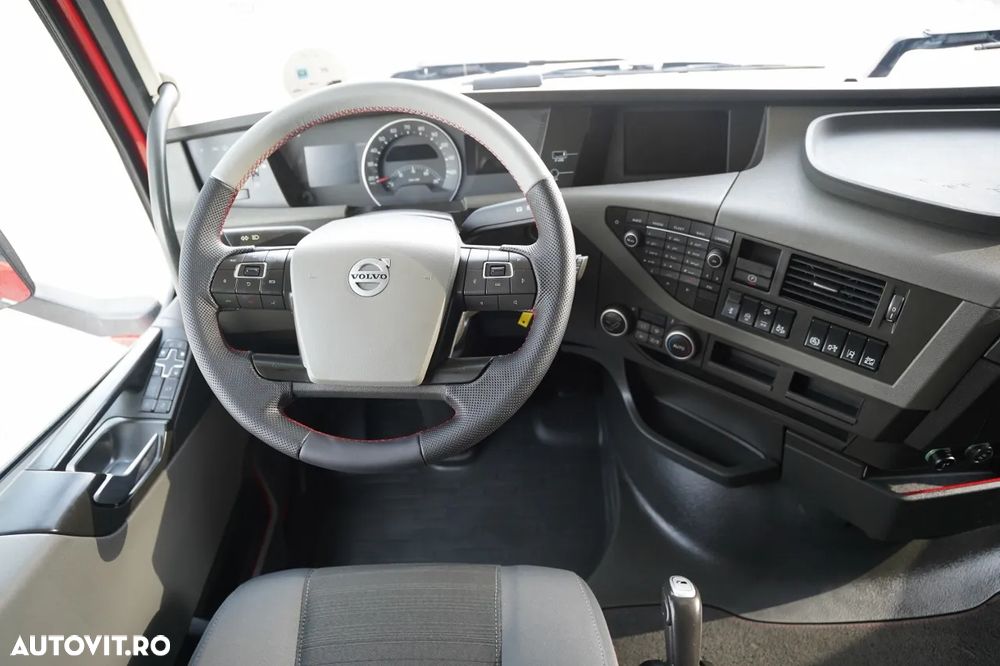 Volvo FH 460 / COMBINAȚIE TANDEM / 120 M3 / TRANSITION / I-SAVE / I-PARK COOL / DIRECȚIE CU RIDICARE AXLE / WIELTON / CORTINĂ ARMATĂ - 33