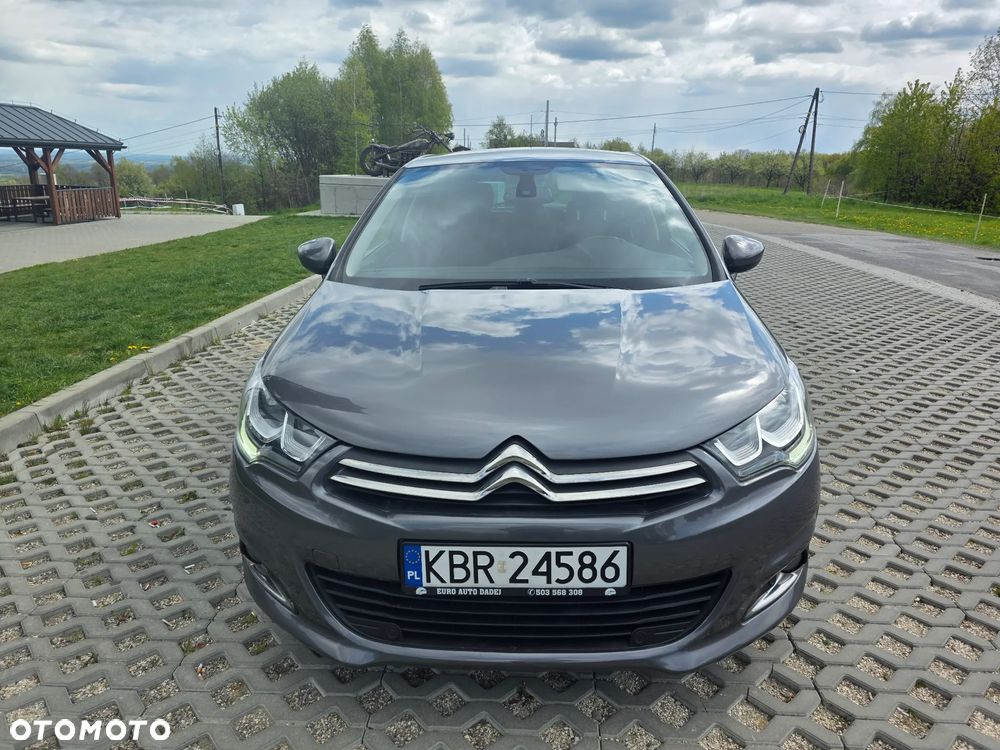 Citroën C4 e-HDi 115 ETG6 Exclusive - 2