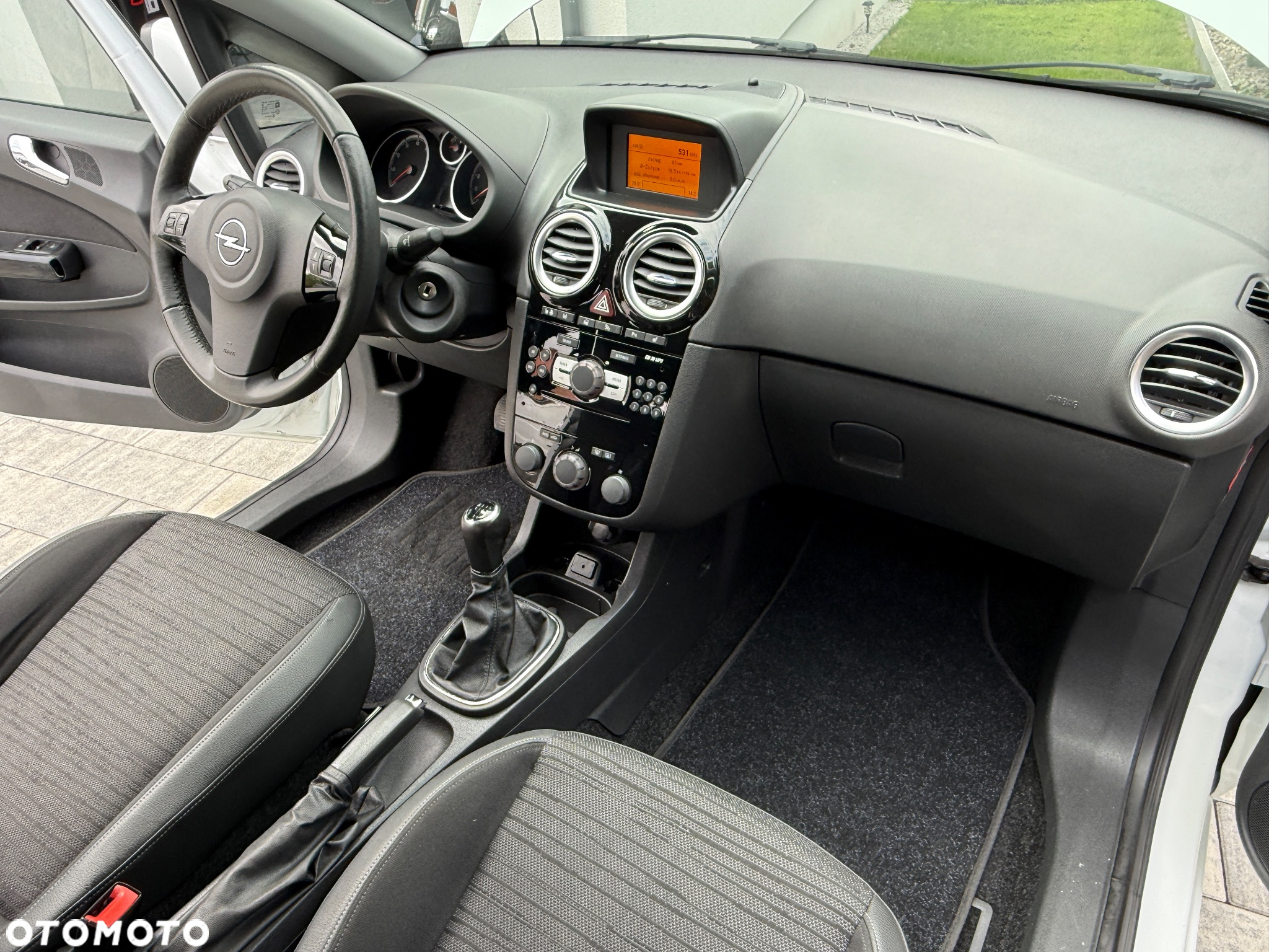 Opel Corsa 1.4 Cosmo - 7