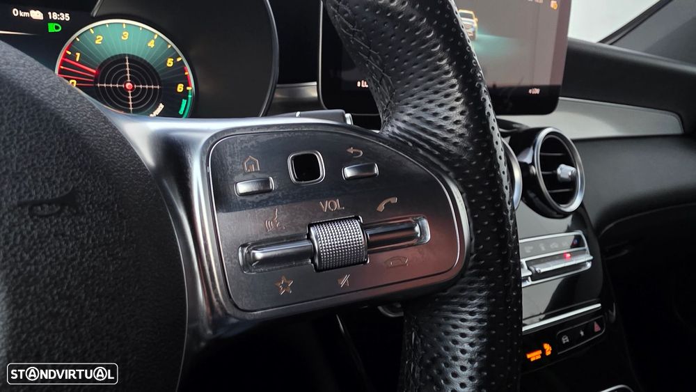 Mercedes-Benz GLC 300 - 26