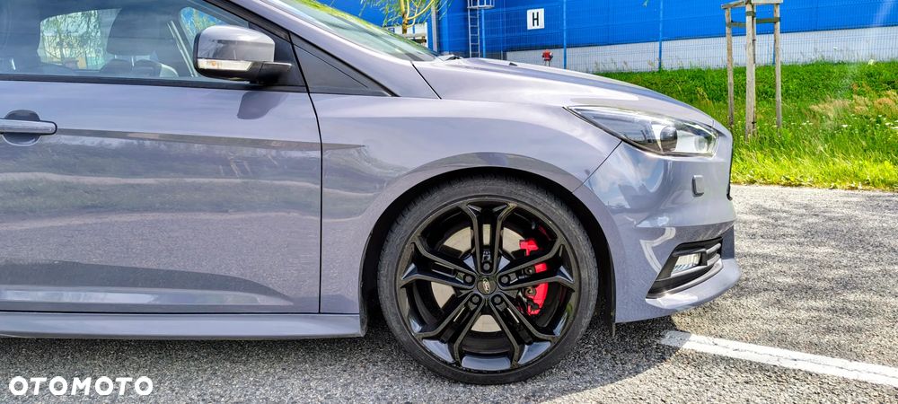 Ford Focus 2.0 TDCi ST-2 - 9