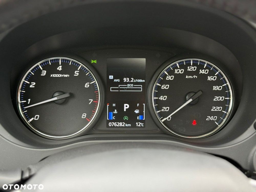 Mitsubishi Outlander - 27