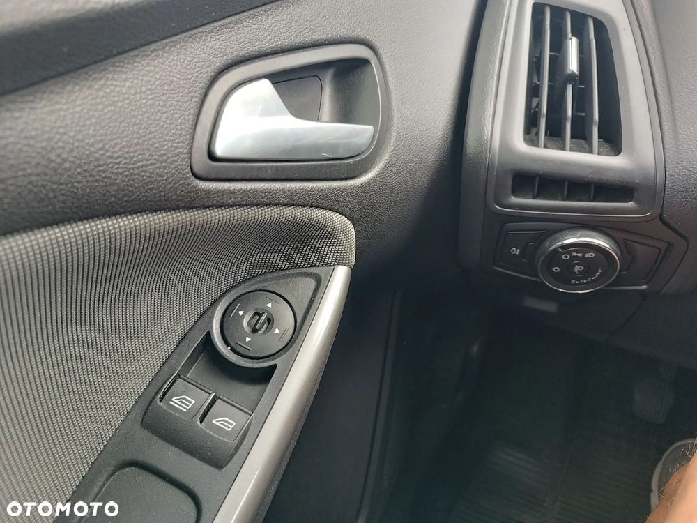 Ford Focus 1.6 TDCi Trend - 12