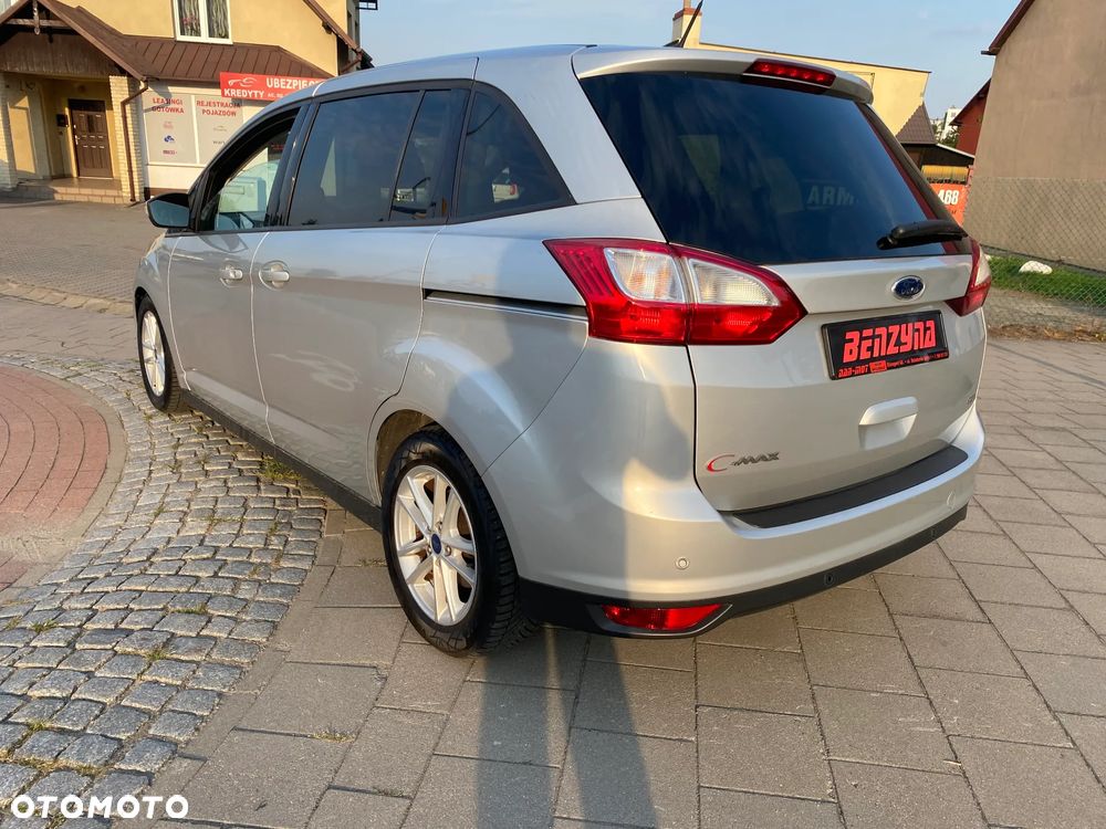 Ford Grand C-MAX - 8
