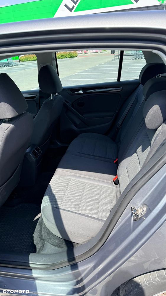 Volkswagen Golf - 12