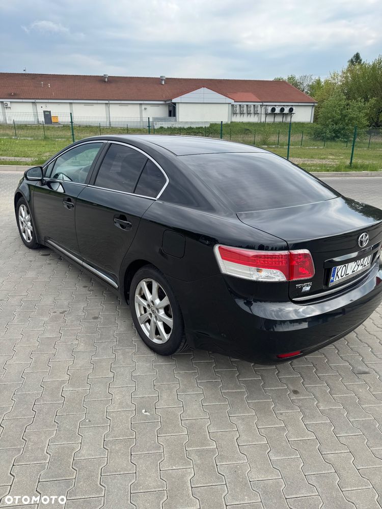 Toyota Avensis 1.8 Sol plus - 11