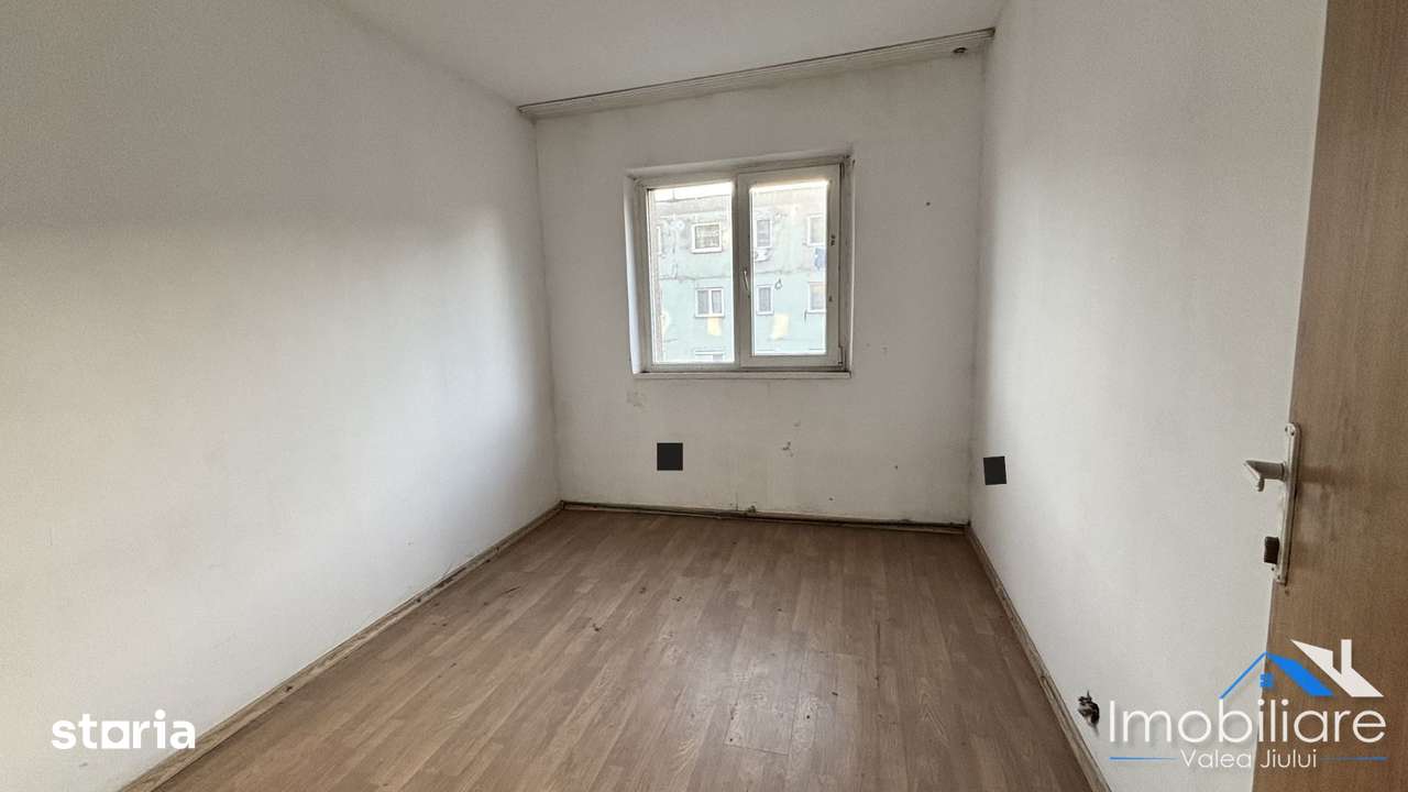 Apartament 4 camere decomandate | 77 mp | Bloc izolat - Imagine principală: 3/7