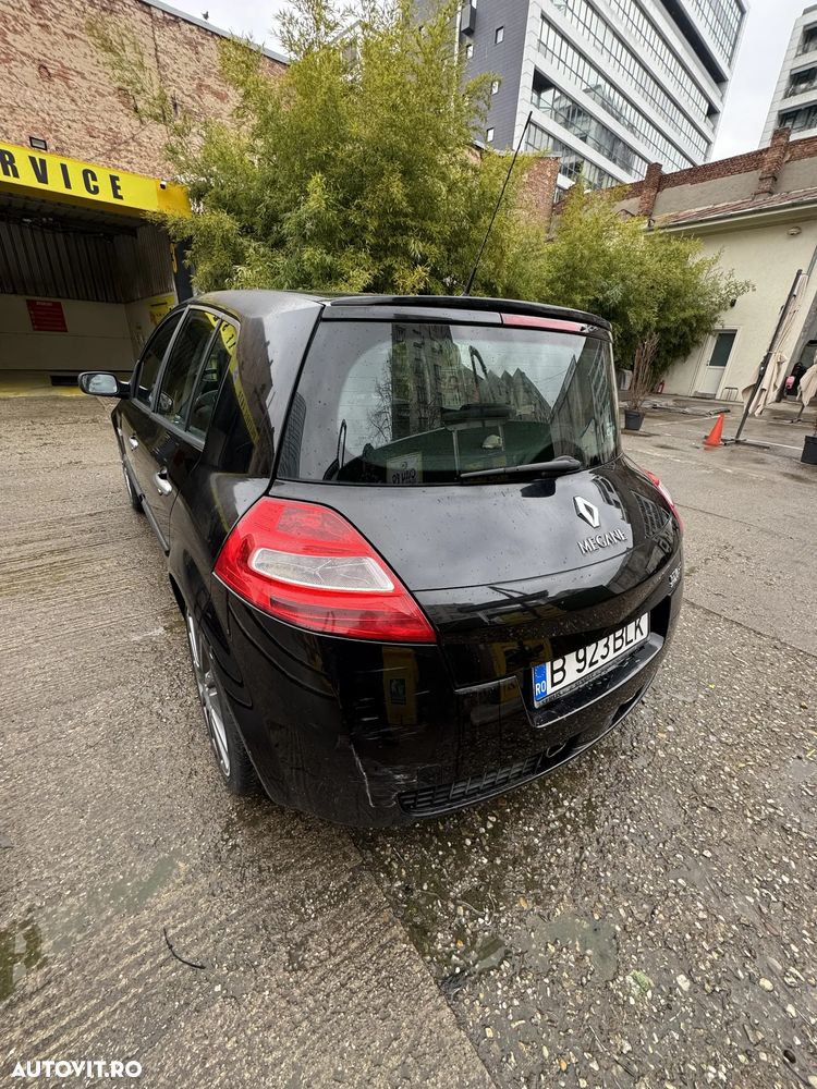 Renault Megane 16V 2.0 Turbo Sport - 10