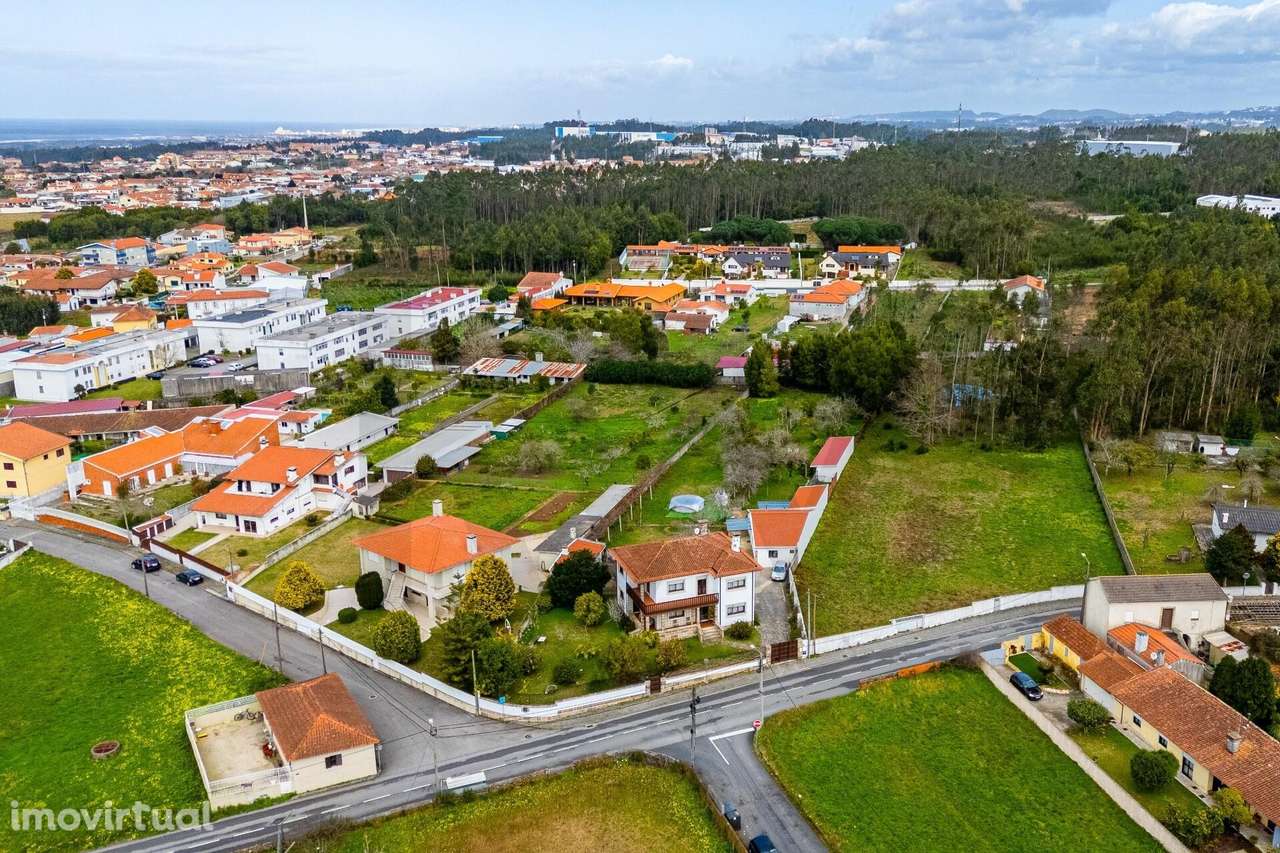 Duas Moradias em Cortegaça inseridas em pequena Quintinha - Grande imagem: 3/60