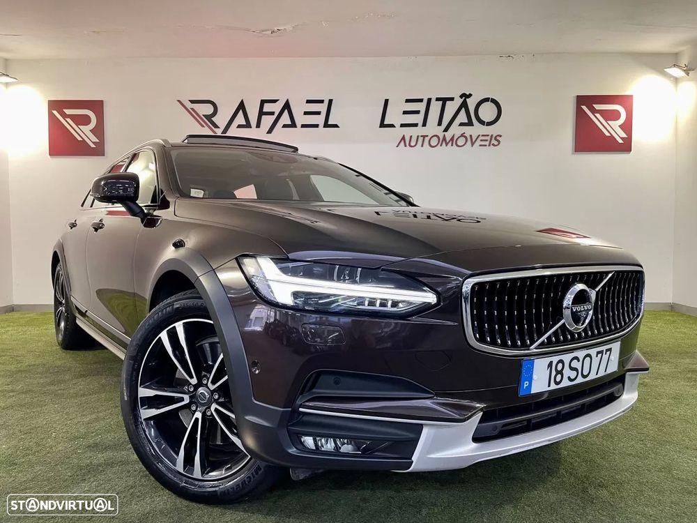 Volvo V90 Cross Country 2.0 D4 Plus AWD Geartronic - 8