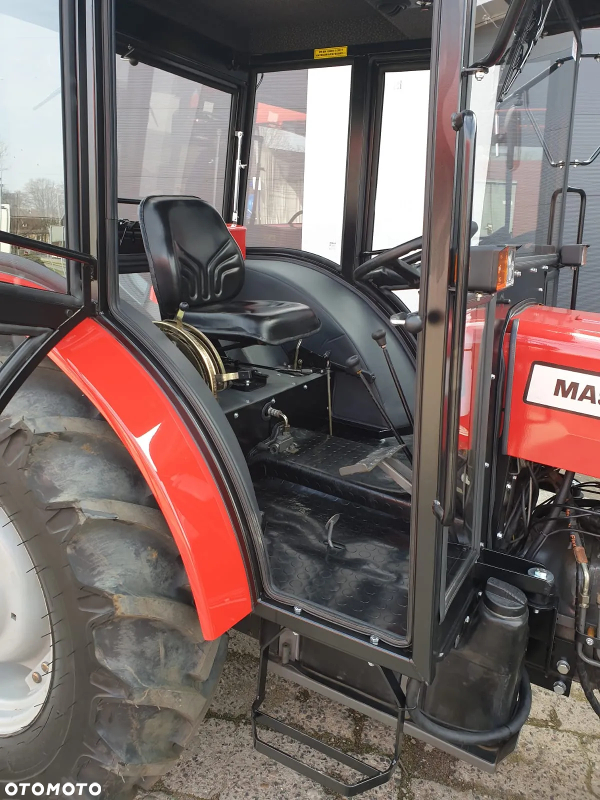 Massey Ferguson MF360 turbo 4WD - 18