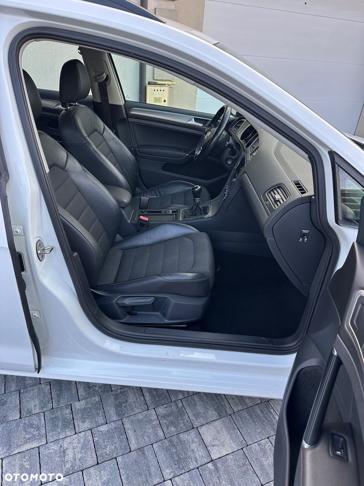 Volkswagen Golf 2.0 TDI (BlueMotion Technology) Highline - 17