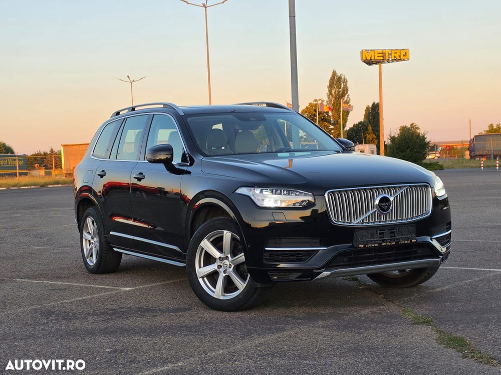 Volvo XC 90 T8 AWD Twin Engine Geartronic Momentum - 4