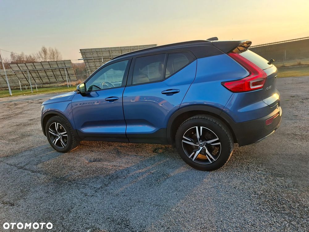 Volvo XC 40 T4 R-Design - 25
