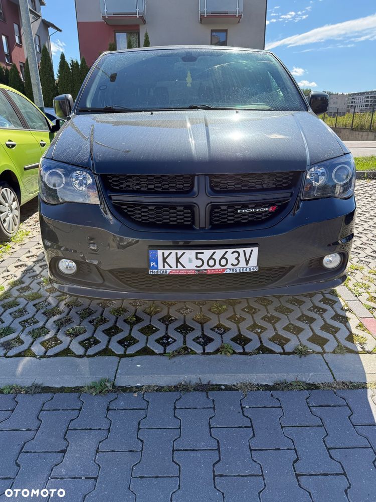 Dodge Grand Caravan - 14