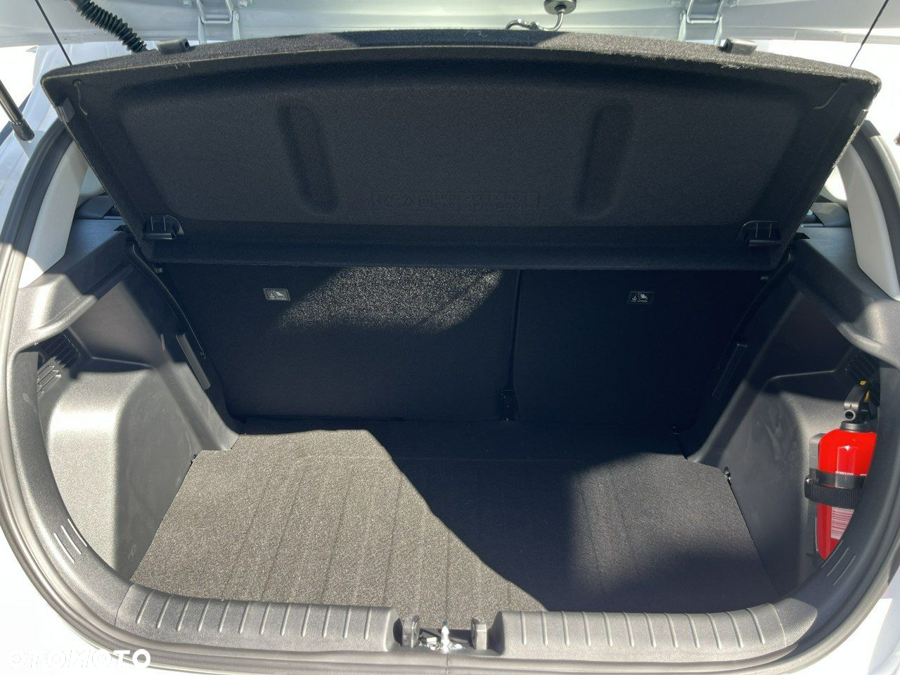 Hyundai i20 - 20