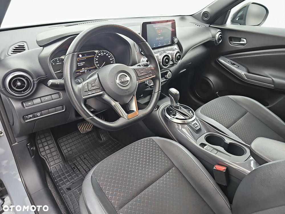 Nissan Juke 1.0 DIG-T N-Connecta DCT - 10