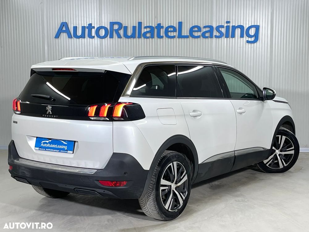 Peugeot 5008 - 3