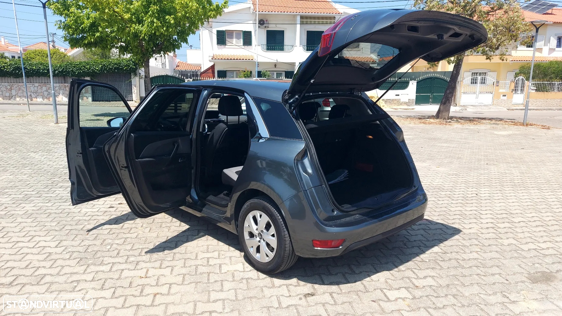 Citroën C4 Picasso PureTech 130 Stop&Start SELECTION - 20