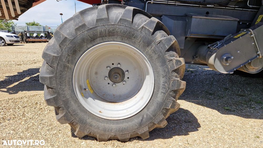 Massey Ferguson MF7343 ACTIVA STAGE 5 COMBINA AGRICOLA - 12