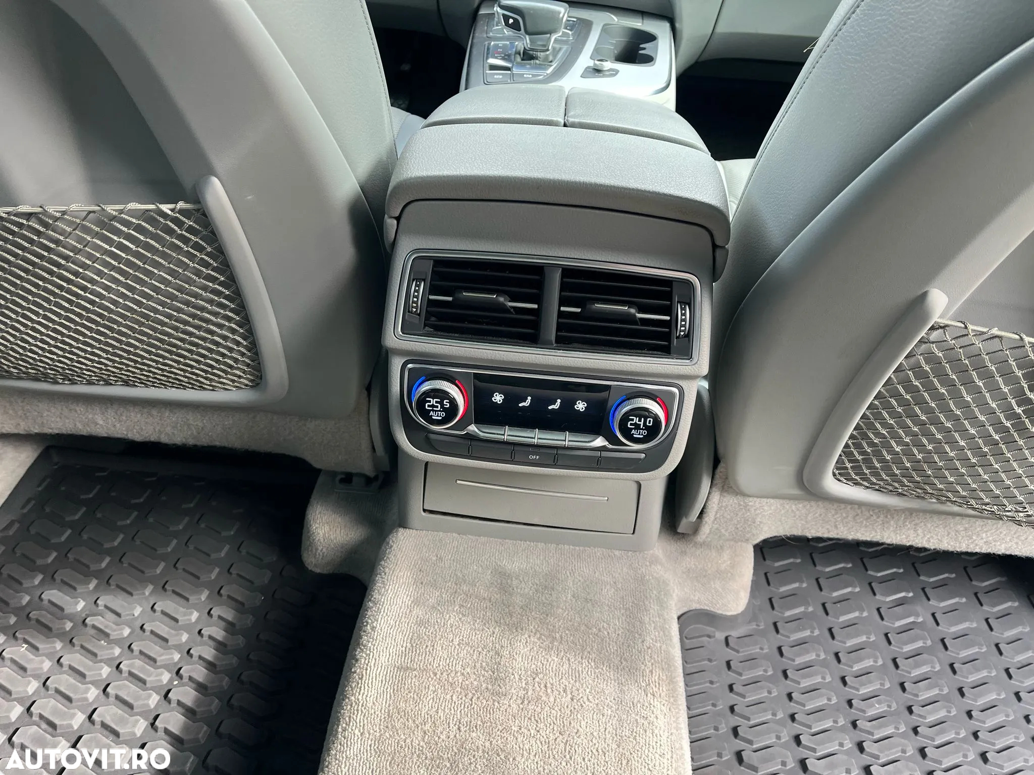 Audi SQ7 4.0 TDI quattro Tiptronic - 18