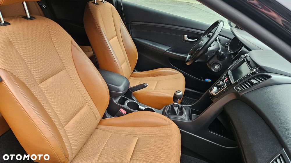 Hyundai i30 1.4 Premium - 30
